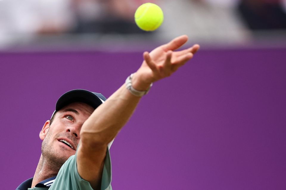 门前一人为 门前一人为